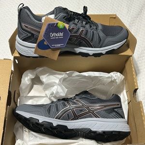 Never been worn! Wrong size and never returned! ASICS graphite grey/rose gold